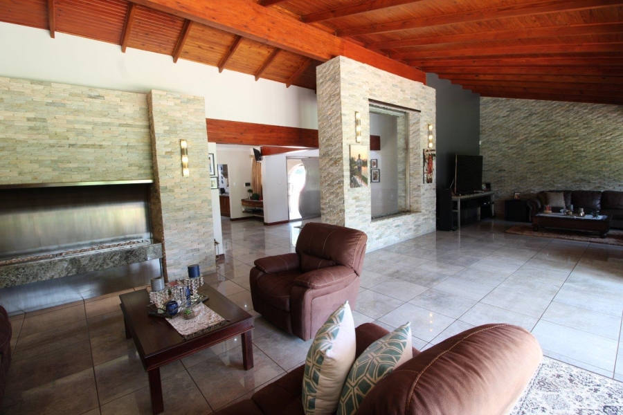 11 Bedroom Property for Sale in Van Der Hoff Park North West